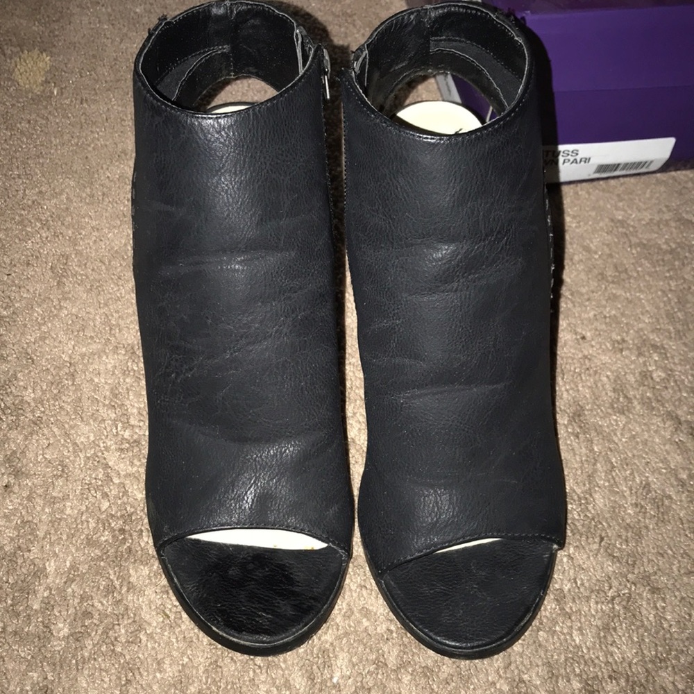 Cathy Jean heels